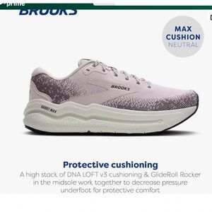Brooks Women's Ghost Max in Lavender and White